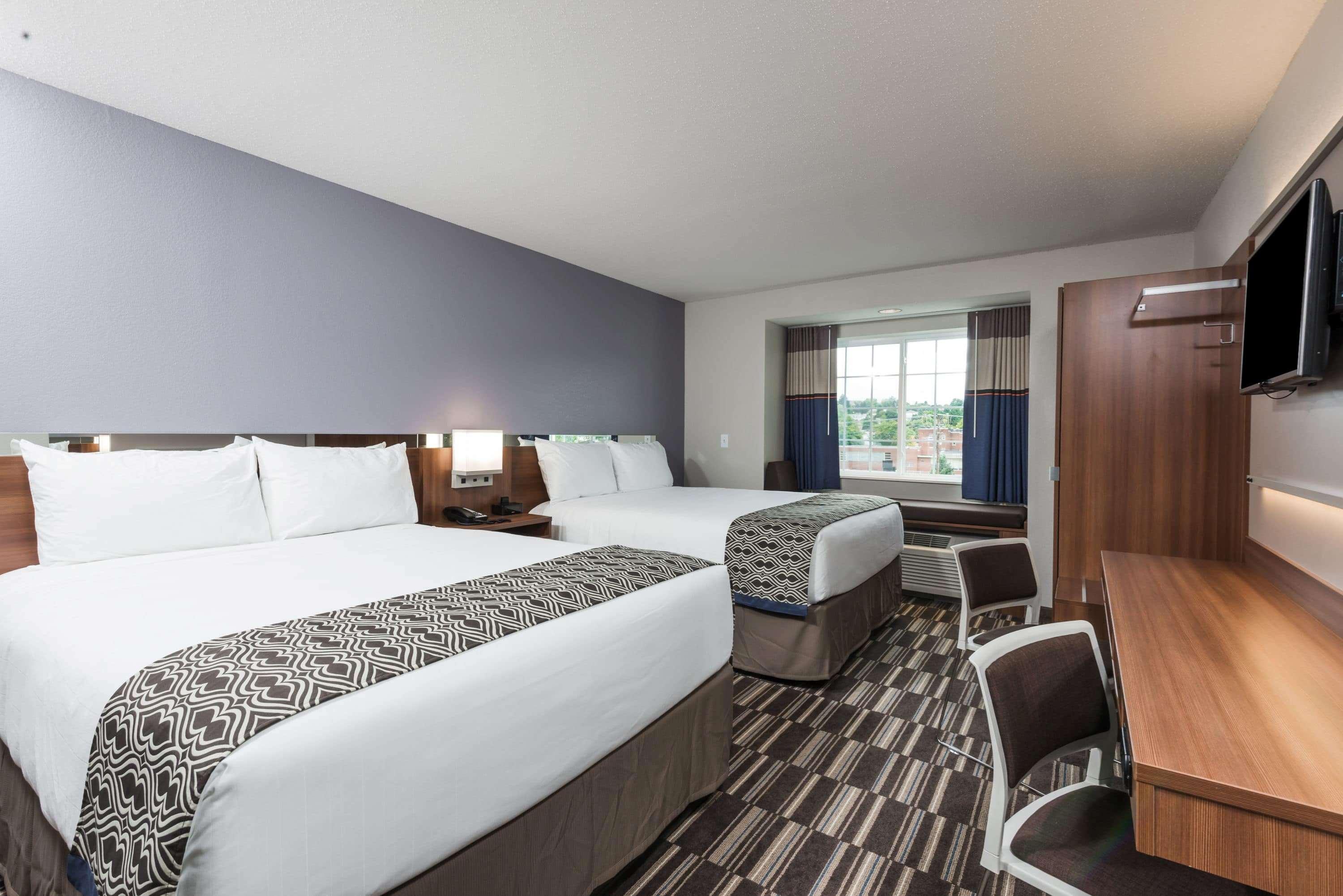 Microtel Inn & Suites By Wyndham Altoona Exterior photo