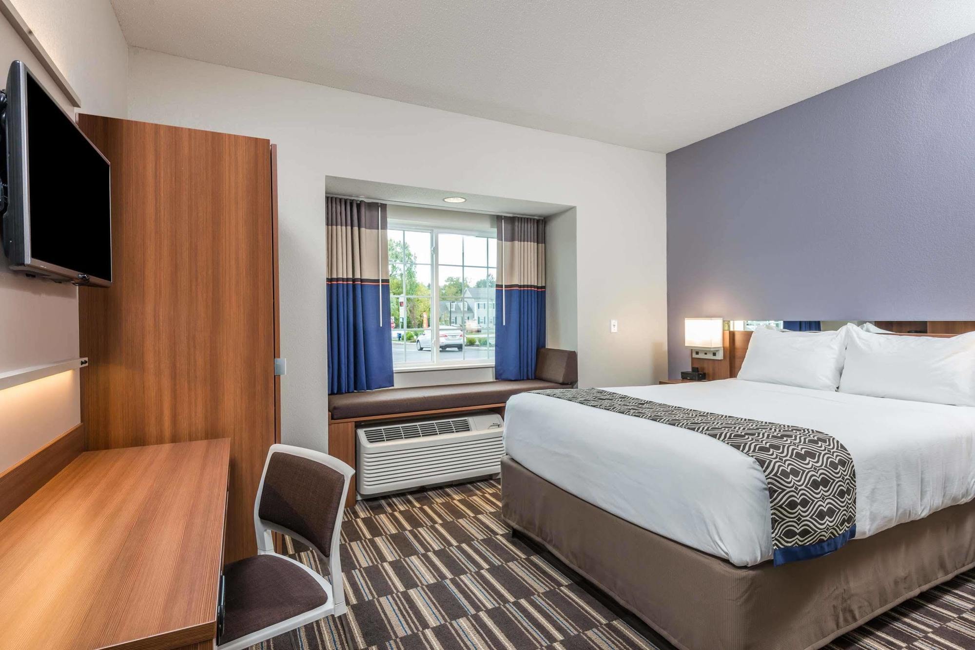 Microtel Inn & Suites By Wyndham Altoona Exterior photo